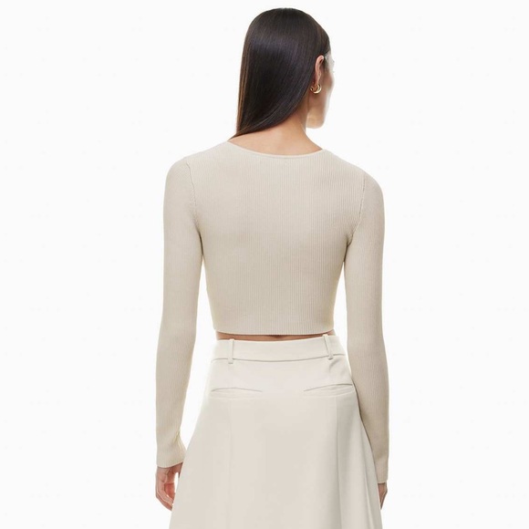 Aritzia Babaton Sculpt Knit Crew Cropped Longsleeve - Matte Pearl Ribbed Top - Picture 4 of 9